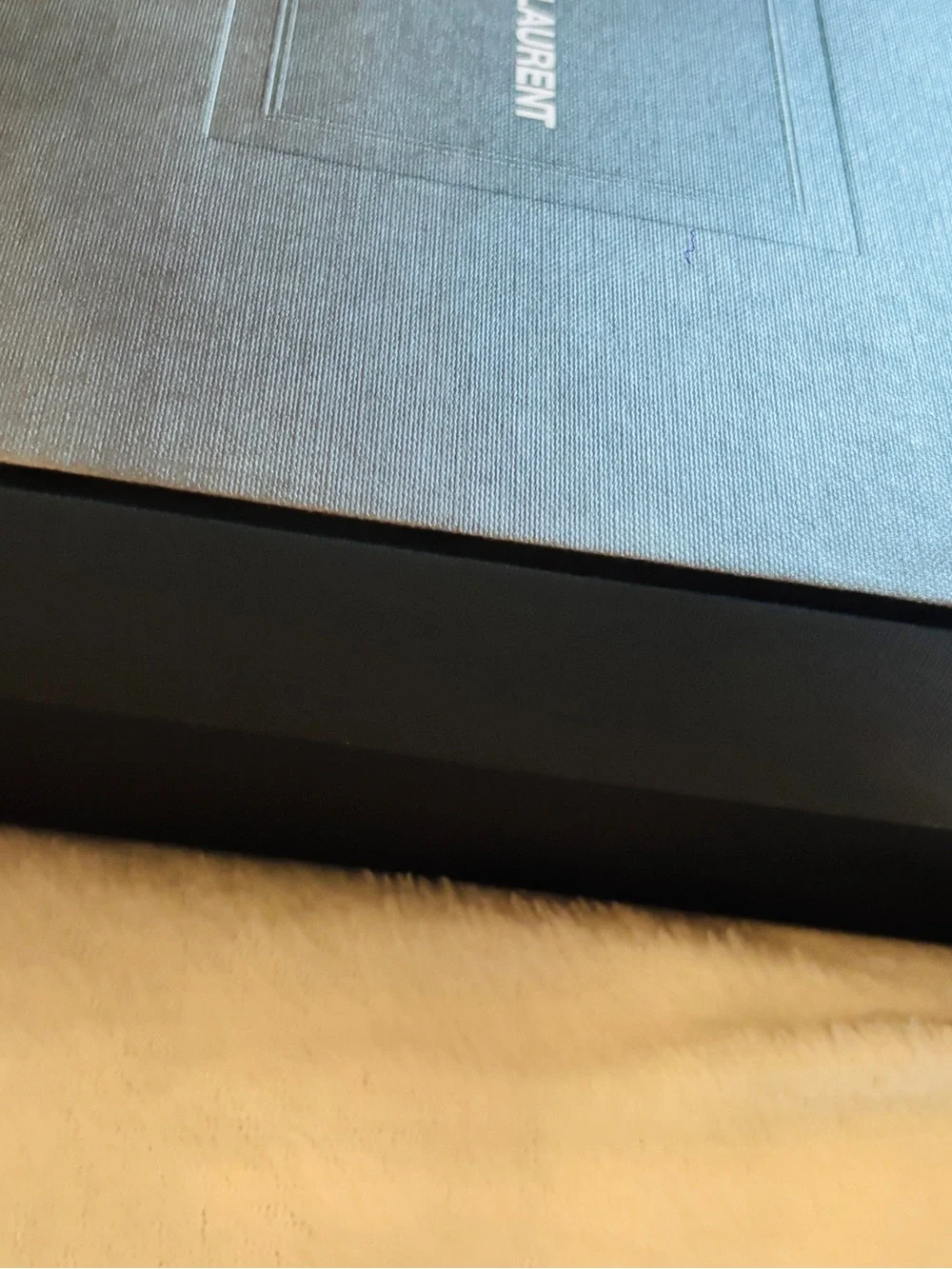 Saint Laurent authentic saint